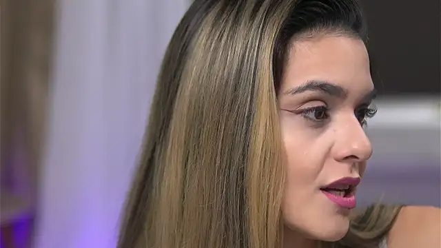 RobertaRosetti online show from December 4, 9:08 am