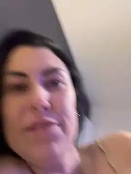 xCharlie MILFx online show from February 8, 6:44 am