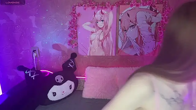 Snapshot of Adele_kawaii chatting on October 25, 4:22 am Adele kawaii online show from October 25, 4:22 am