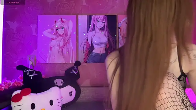 Snapshot of Adele_kawaii chatting on November 18, 12:26 am Adele kawaii online show from November 18, 12:26 am