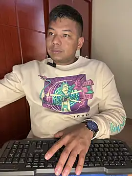 Saipuer31 online show from April 10, 5:53 pm