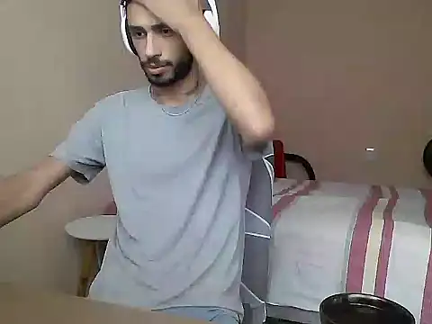 Snapshot of iendriw chatting on March 17, 12:57 pm iendriw online show from March 17, 12:57 pm