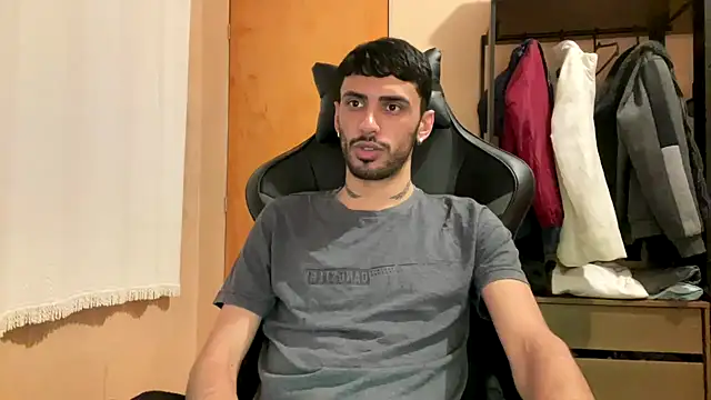 Snapshot of iendriw chatting on October 3, 11:50 pm iendriw online show from October 3, 11:50 pm