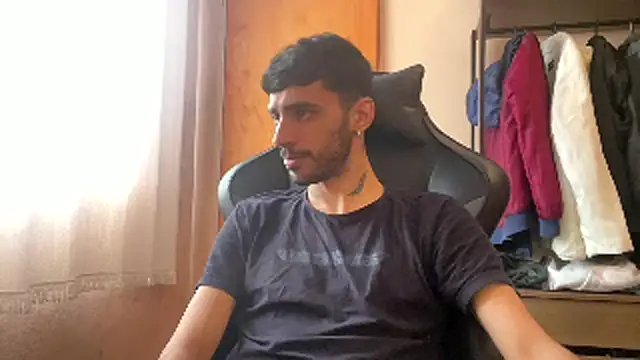 Snapshot of iendriw chatting on October 2, 12:19 pm iendriw online show from October 2, 12:19 pm