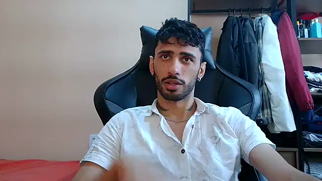 Snapshot of iendriw chatting on February 28, 7:02 pm iendriw online show from February 28, 7:02 pm