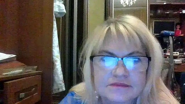 Heidi-Helga online show from September 18, 3:09 am