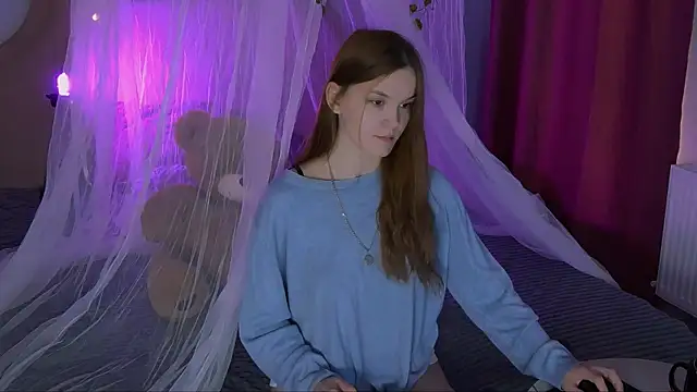 Amber Rogers online show from April 12, 5:44 am