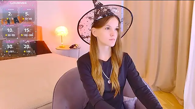 Amber Rogers online show from October 27, 5:30 am