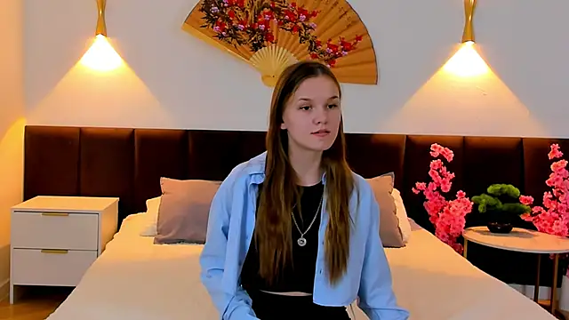 Amber Rogers online show from March 13, 9:37 pm