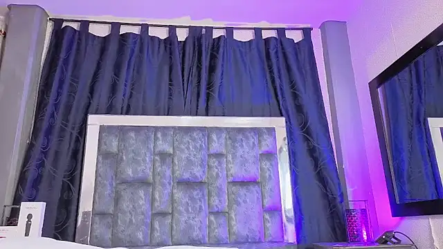 Effie cooper online show from November 24, 7:36 pm