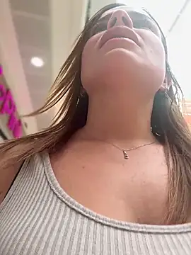 gynna kimera online show from November 12, 5:17 pm