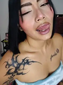 Kylie brazt online show from May 30, 3:46 am