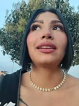 Kylie brazt online show from March 4, 11:01 pm