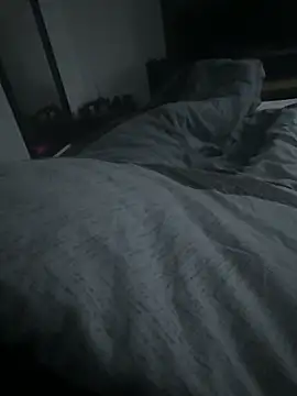 jojofloflo online show from March 14, 5:35 am