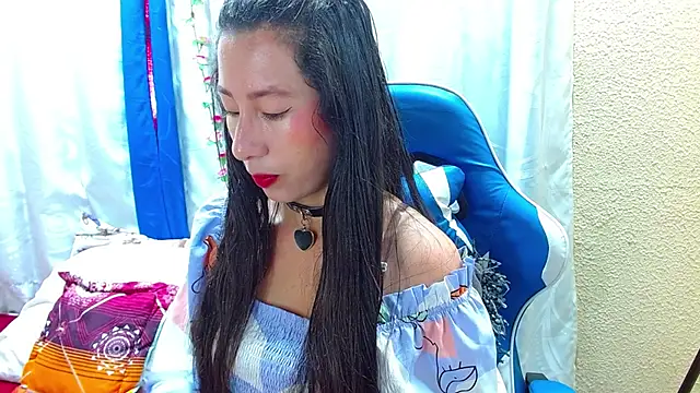 Gia leinn online show from March 18, 2:30 pm