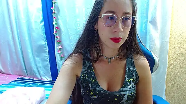 Gia leinn online show from January 19, 2:54 pm