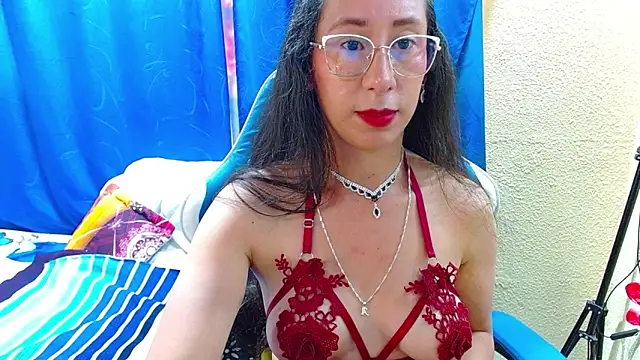 Snapshot of Gia_leinn chatting on June 10, 7:48 pm Gia leinn online show from June 10, 7:48 pm