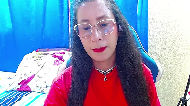 Snapshot of Gia_leinn chatting on July 4, 7:29 pm Gia leinn online show from July 4, 7:29 pm