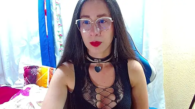 Gia leinn online show from March 11, 8:14 pm