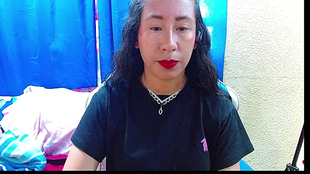 Snapshot of Gia_leinn chatting on July 14, 2:34 pm Gia leinn online show from July 14, 2:34 pm