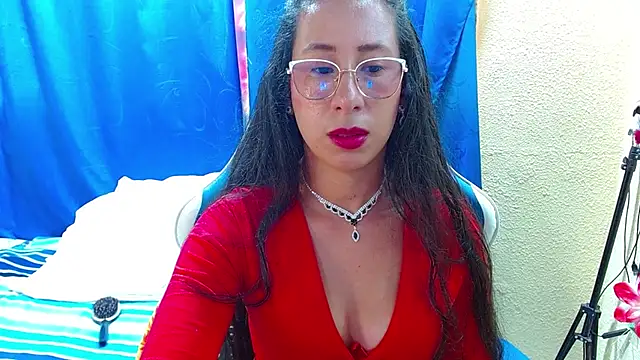 Snapshot of Gia_leinn chatting on June 8, 8:31 pm Gia leinn online show from June 8, 8:31 pm