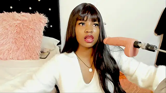 ValerieBlakee online show from October 10, 5:03 pm