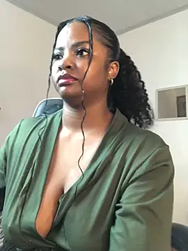ValerieBlakee online show from September 27, 12:22 pm