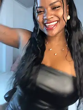 ValerieBlakee online show from May 24, 1:33 pm