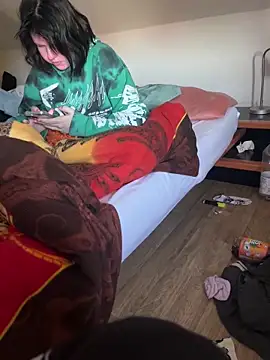 Tightassslut18 online show from February 23, 7:55 am