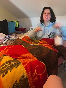 Tightassslut18 online show from March 2, 8:16 am