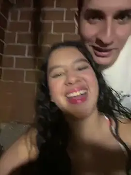 Snapshot of BonnieeAndClyde chatting on March 15, 4:24 am BonnieeAndClyde online show from March 15, 4:24 am