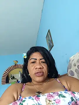 Snapshot of Tocameamor chatting on November 8, 3:15 pm Tocameamor online show from November 8, 3:15 pm