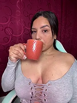 Snapshot of Sara_chanel92 chatting on November 12, 8:45 pm Sara chanel92 online show from November 12, 8:45 pm