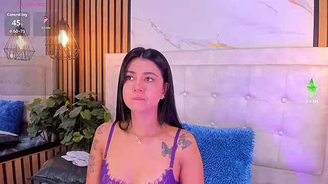 Madyson18 online show from June 3, 11:33 am