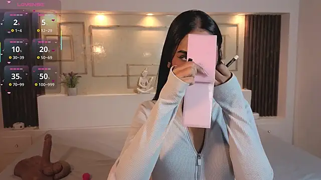 ChloeMoon9 online show from November 8, 11:25 am