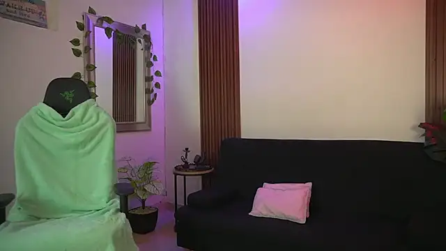 flor herrera01 online show from March 21, 6:25 am