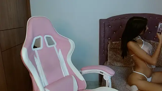 skinny hailey1 online show from March 12, 2:23 pm