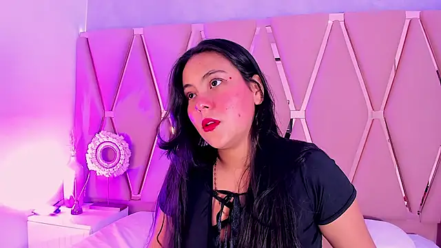 Emily Black1 online show from February 6, 12:06 am