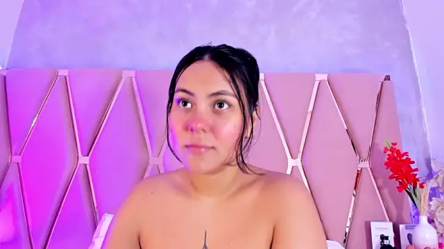 Emily Black1 online show from March 3, 11:56 pm