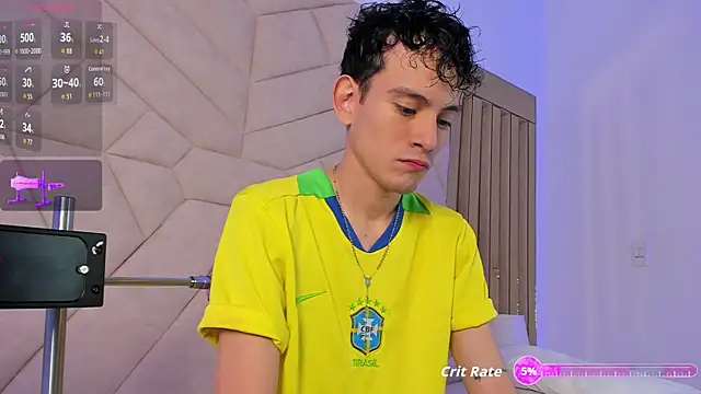 ValentinoMoreti online show from September 23, 1:51 pm