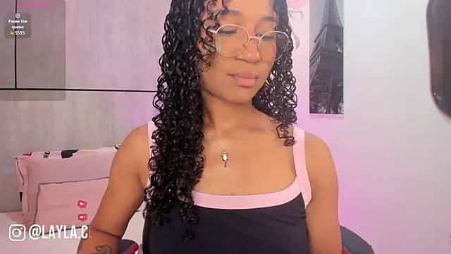 Layla Clarke online show from March 30, 4:03 am