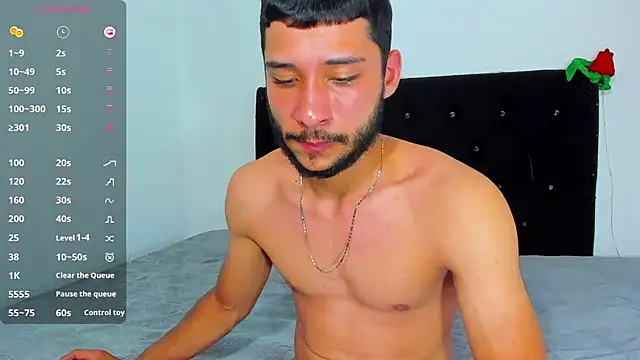Snapshot of MarcusRosse chatting on May 30, 10:37 pm MarcusRosse online show from May 30, 10:37 pm