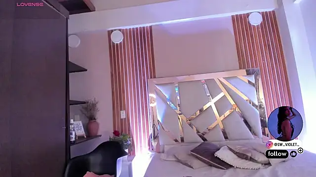 sweetviolet   online show from April 15, 12:32 pm