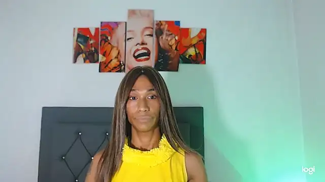 red veltet online show from April 7, 7:10 am