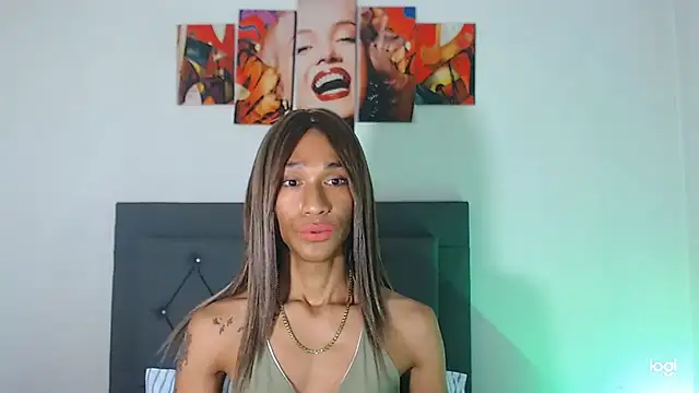 red veltet online show from April 3, 9:49 am