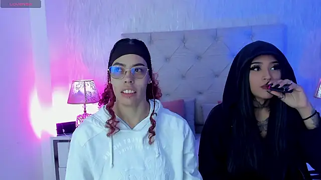 goth tasha online show from March 29, 12:40 pm