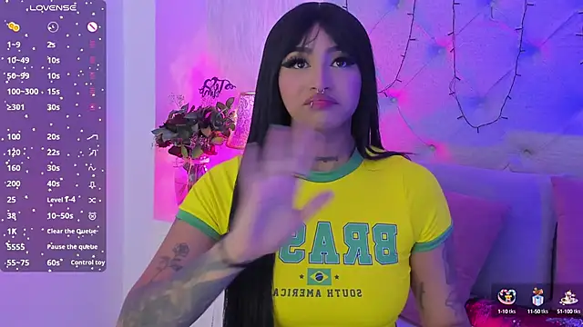 Snapshot of goth_tasha chatting on October 4, 8:10 pm goth tasha online show from October 4, 8:10 pm