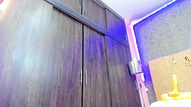 ava-am online show from December 18, 2:16 am