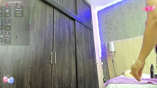 ava-am online show from February 11, 2:00 am