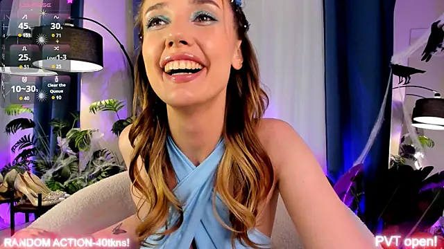 luna joy  online show from October 30, 11:19 am